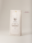 Sachet de thé noir Caramel et Fève Tonka Verlet, packaging blanc et crème avec teacup vintage, 100g