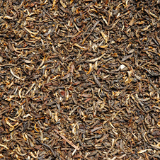 Thé noir Grand Yunnan Verlet, feuilles enroulées dorées et brunes aux notes épicées boisées